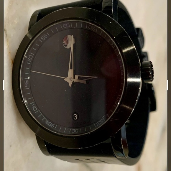 Movado Museum Black Dial with Rubber Strap - Picture 4 of 5